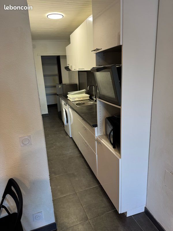 Appartement à louer, 42m², Saint-Cannat