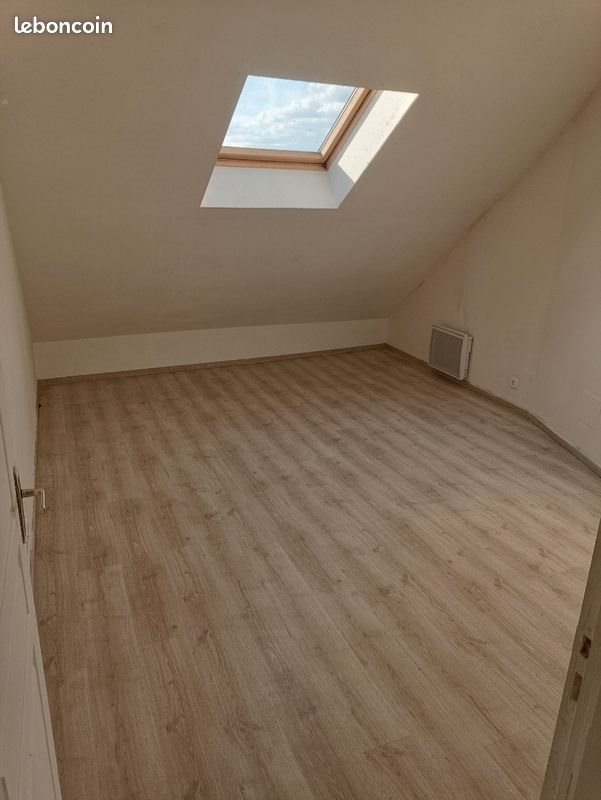 Appartement à louer, 60m², Neuilly-Saint-Front