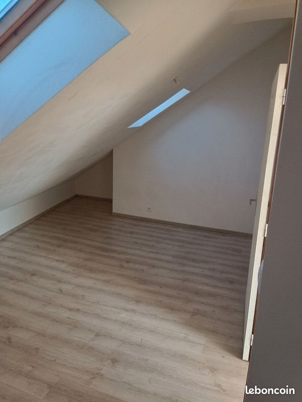 Appartement à louer, 60m², Neuilly-Saint-Front