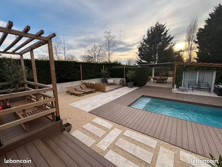 Maison à louer, 83m², Vendat