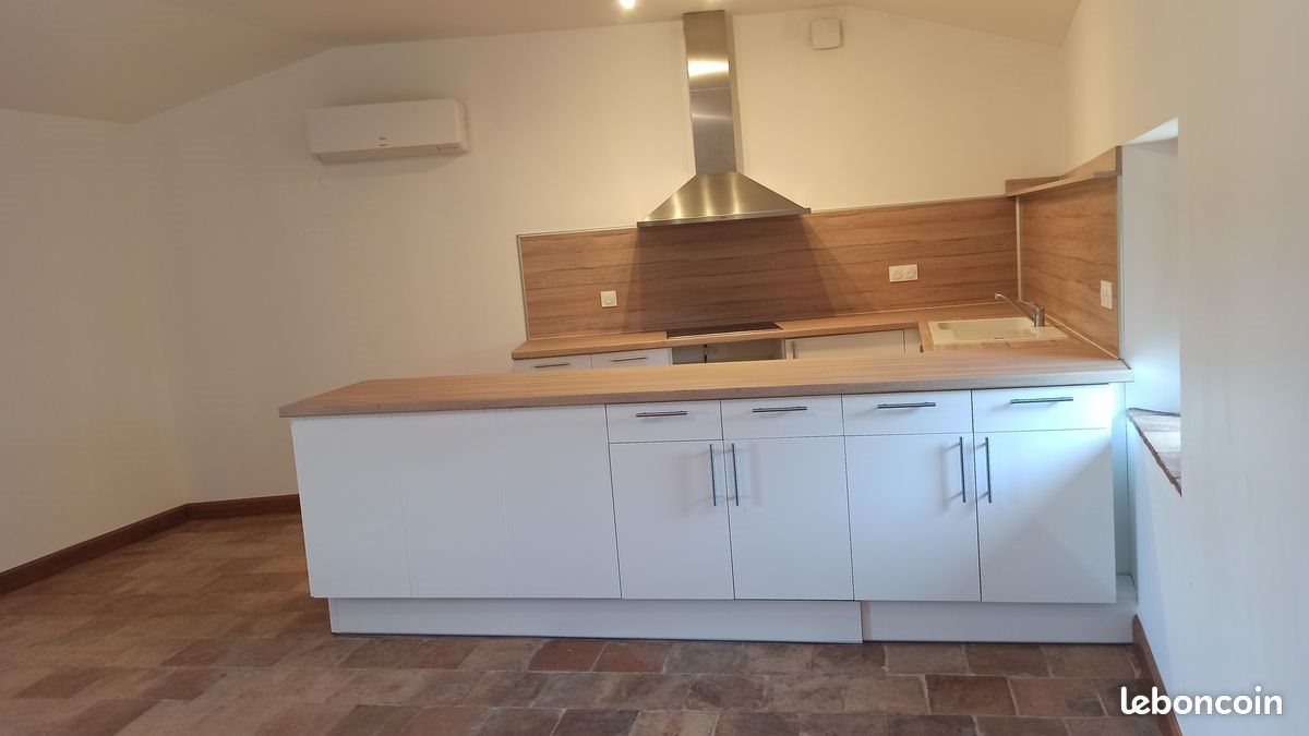Appartement à louer, 90m², Vers-Pont-du-Gard
