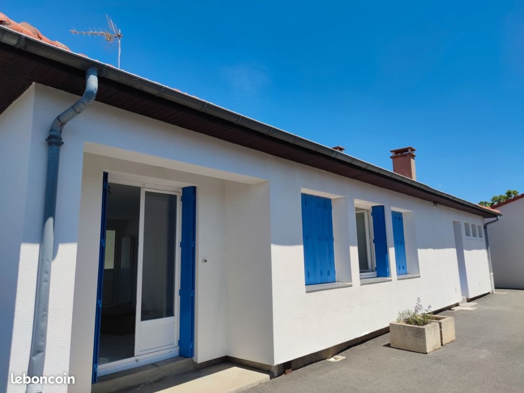 Maison à louer, 70m², Vic-le-Comte