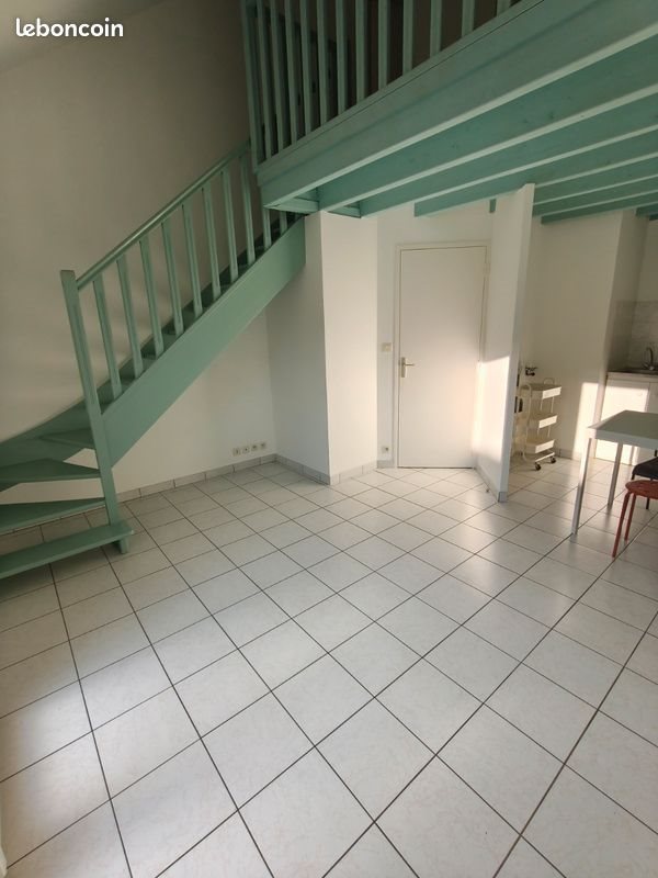 Appartement à louer, 31m², Evron