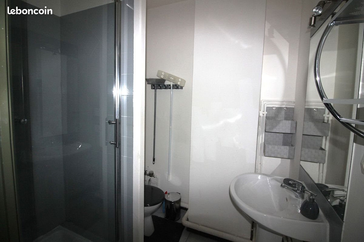 Appartement à louer, 25m², Nîmes