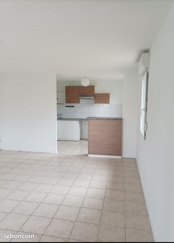 Appartement à louer, 64m², Mauvezin
