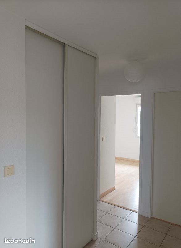 Appartement à louer, 64m², Mauvezin