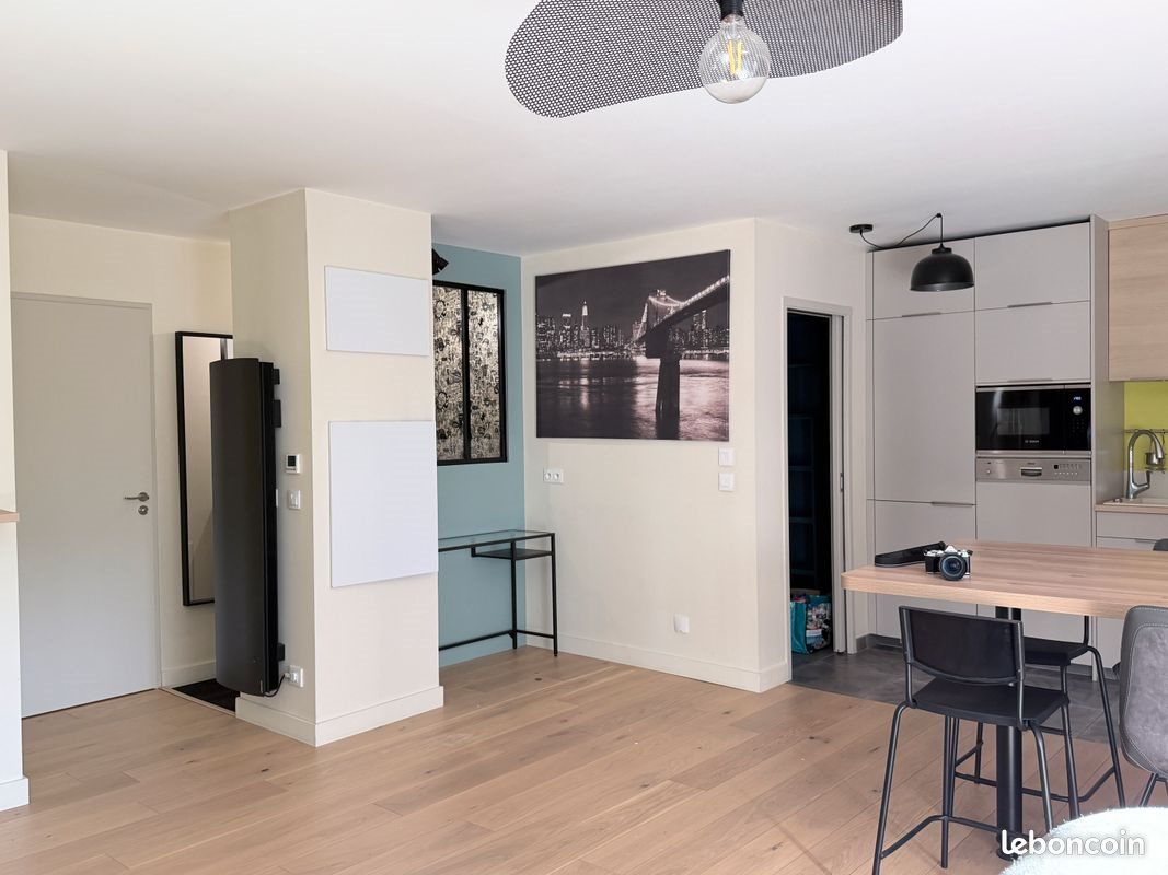 Appartement à louer, 68m², Bordeaux