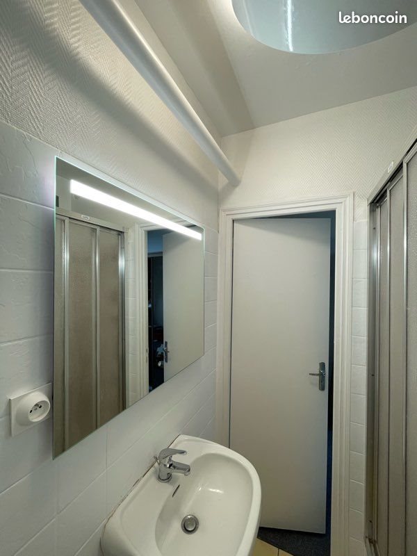 Appartement à louer, 18m², Paris 17ème