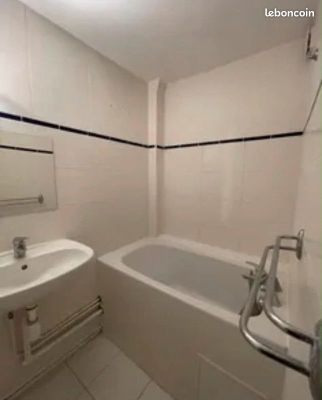 Appartement à louer, 64m², Puteaux