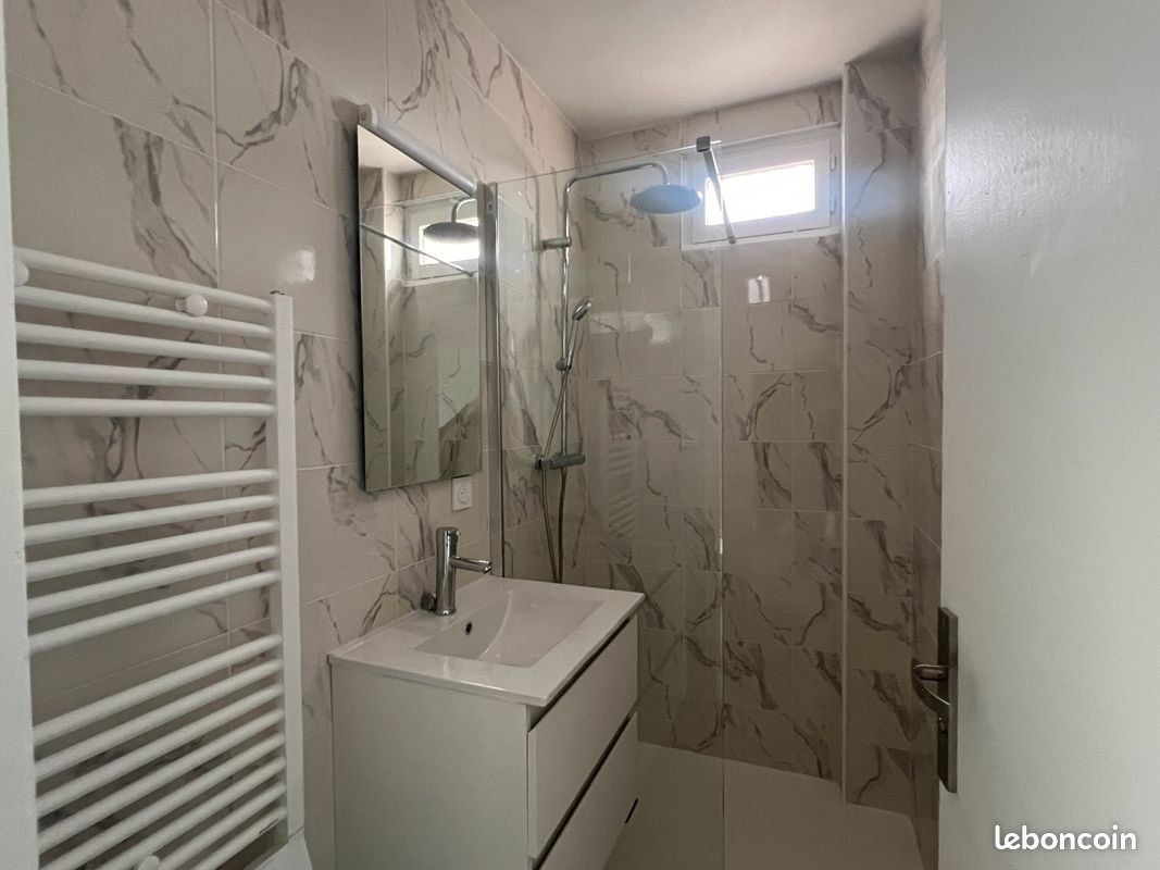 Appartement à vendre, 57m², Décines-Charpieu