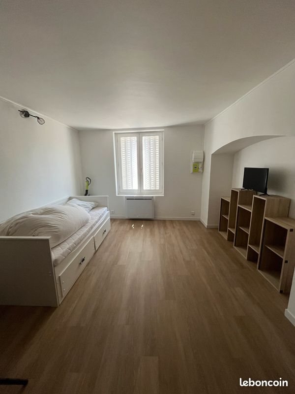 Appartement à louer, 26m², Chauffailles