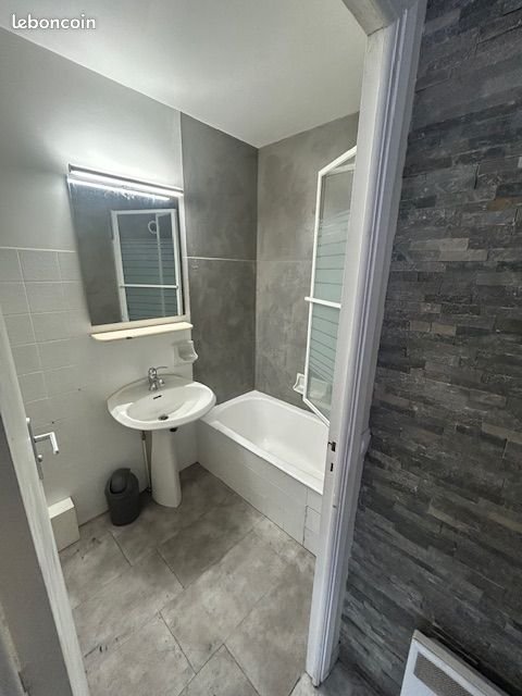 Appartement à louer, 20m², Menton