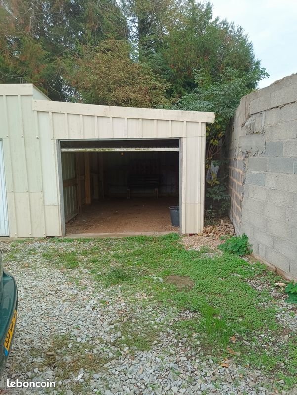 Maison à louer, 70m², Sainte-Colombe-la-Commanderie