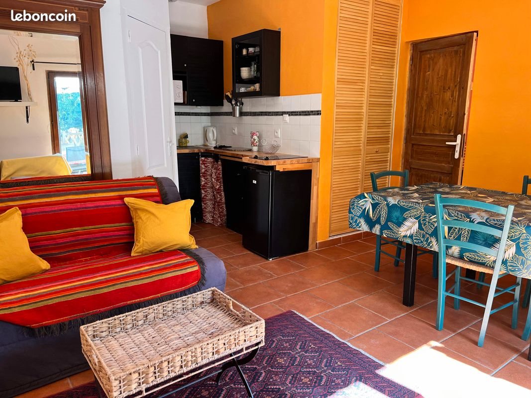 Maison à louer, 37m², Signes