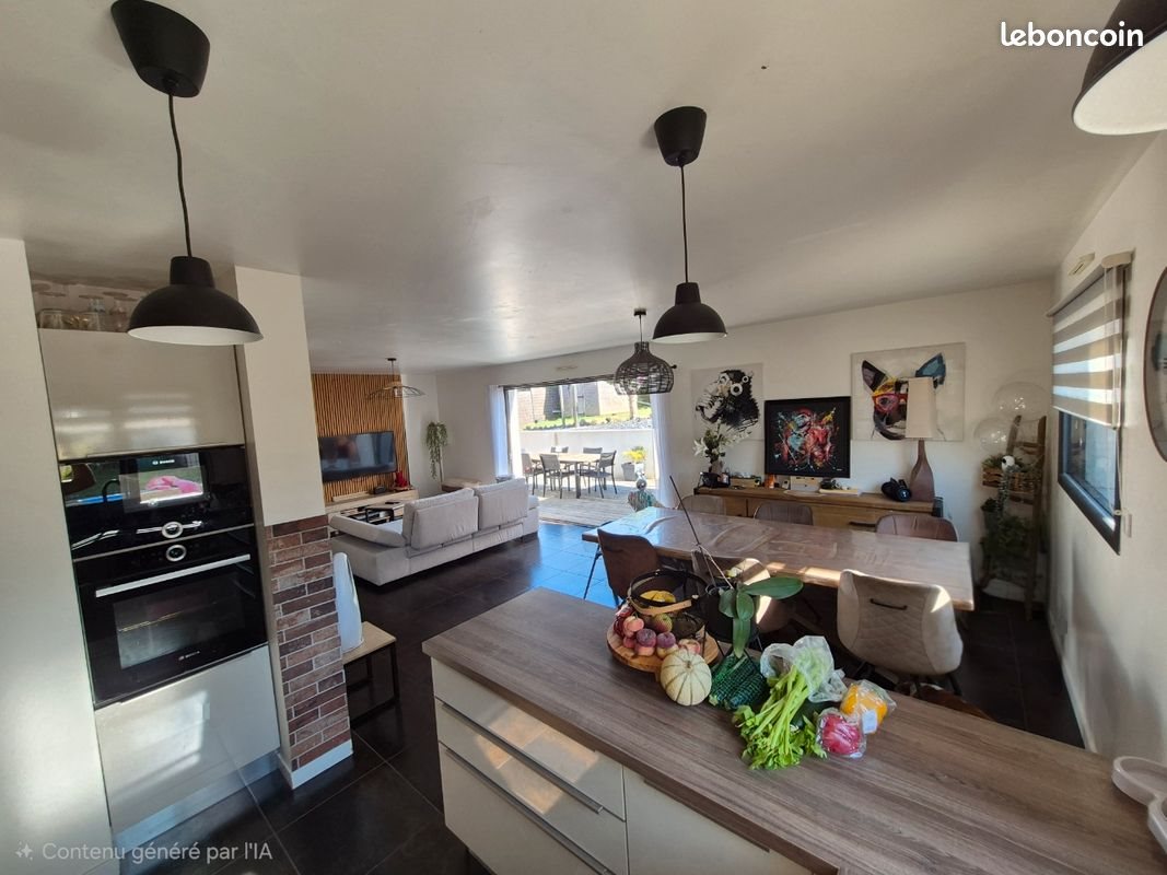 Maison à vendre, 106m², Saint-Evarzec