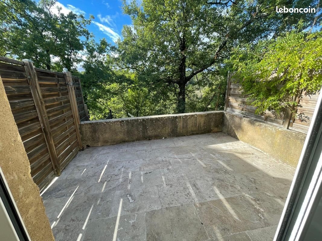 Appartement à louer, 40m², Trets