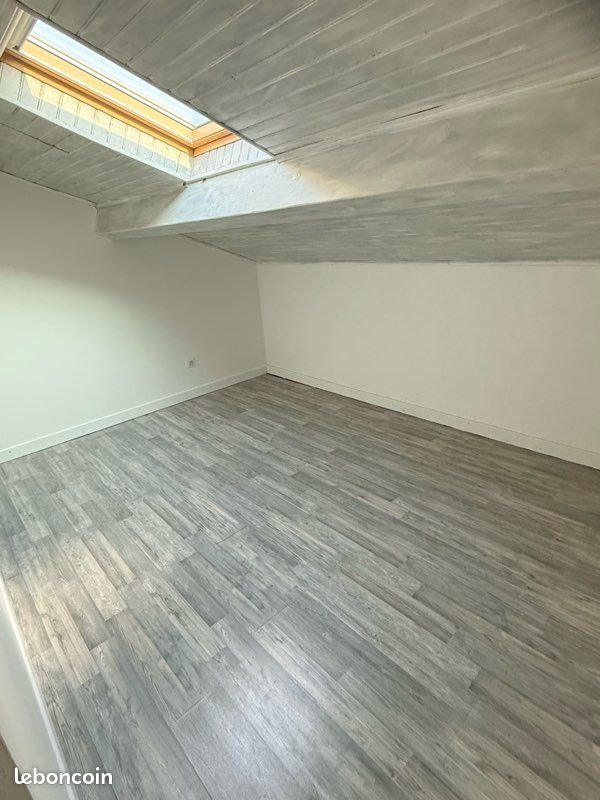 Appartement à louer, 60m², Saint-Jean-Bonnefonds
