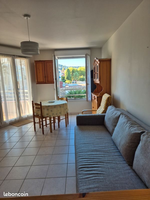 Appartement à louer, 30m², Hyères