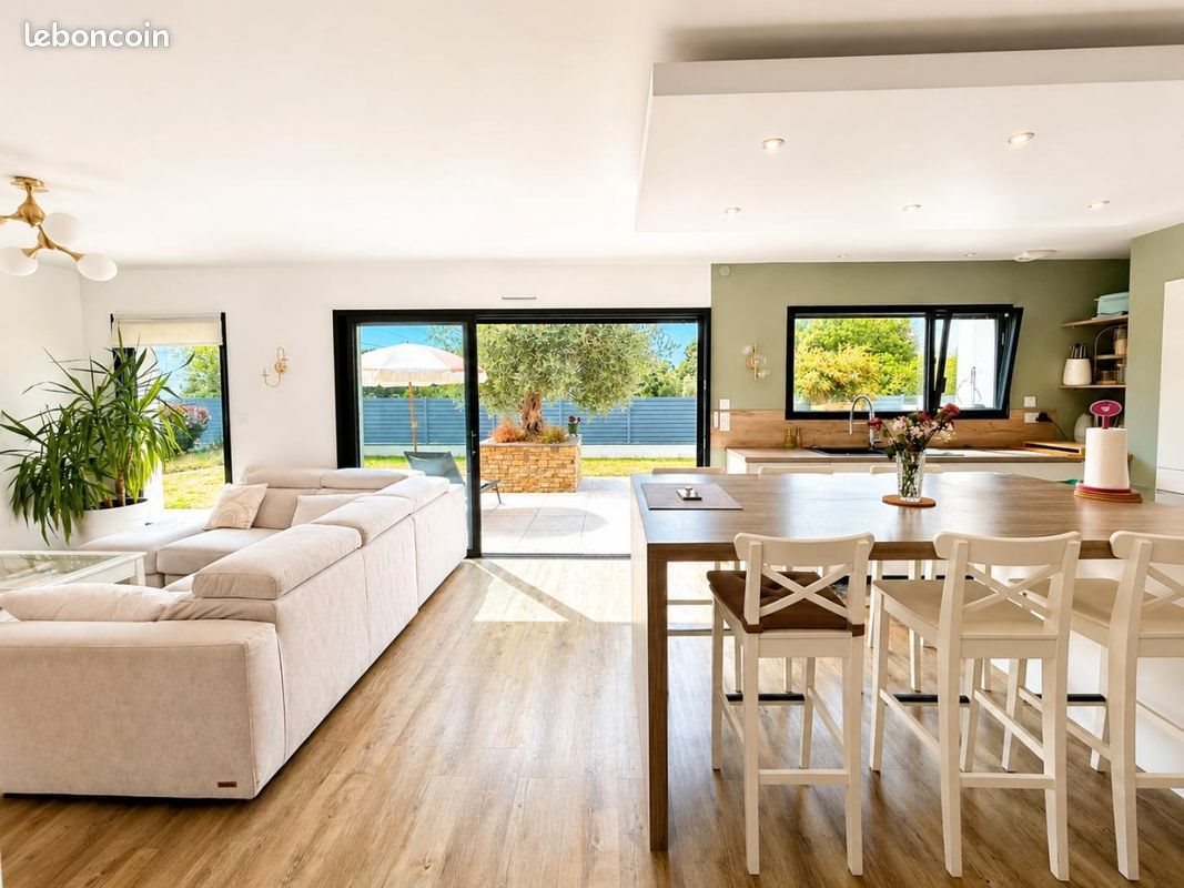 Maison à vendre, 127m², Plérin