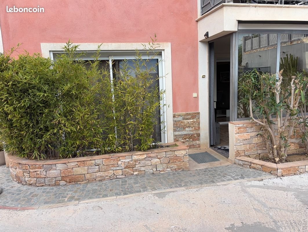 Appartement à louer, 69m², La Farlède