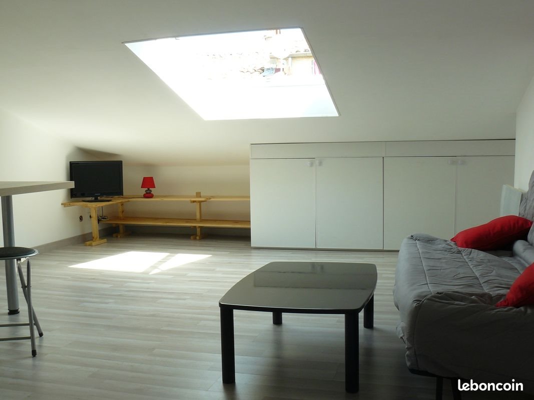 Appartement à louer, 20m², Oraison