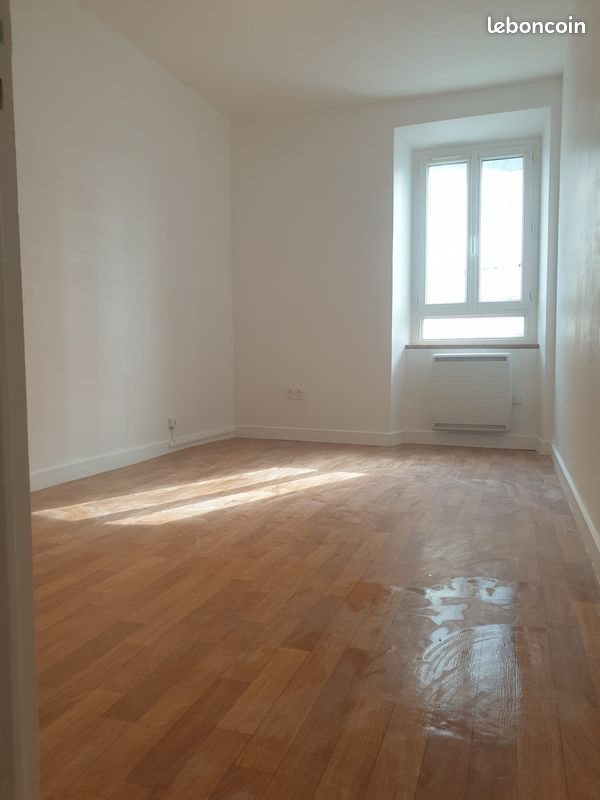 Appartement à louer, 45m², Fougères