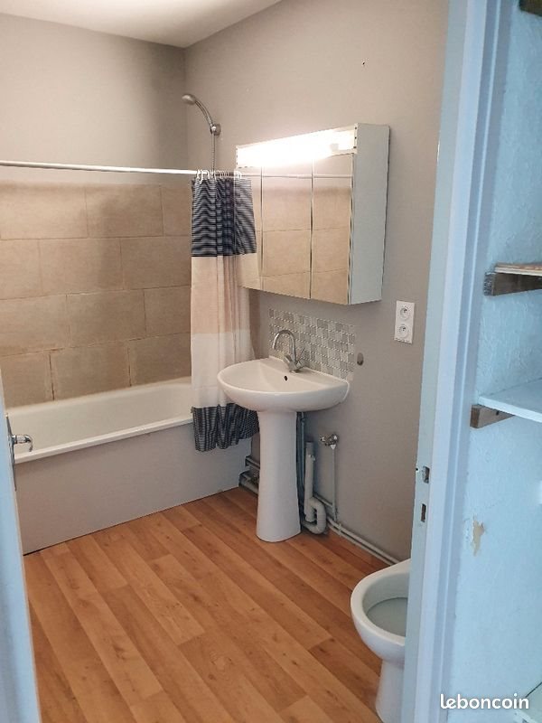 Appartement à louer, 35m², Pont-l'Evêque