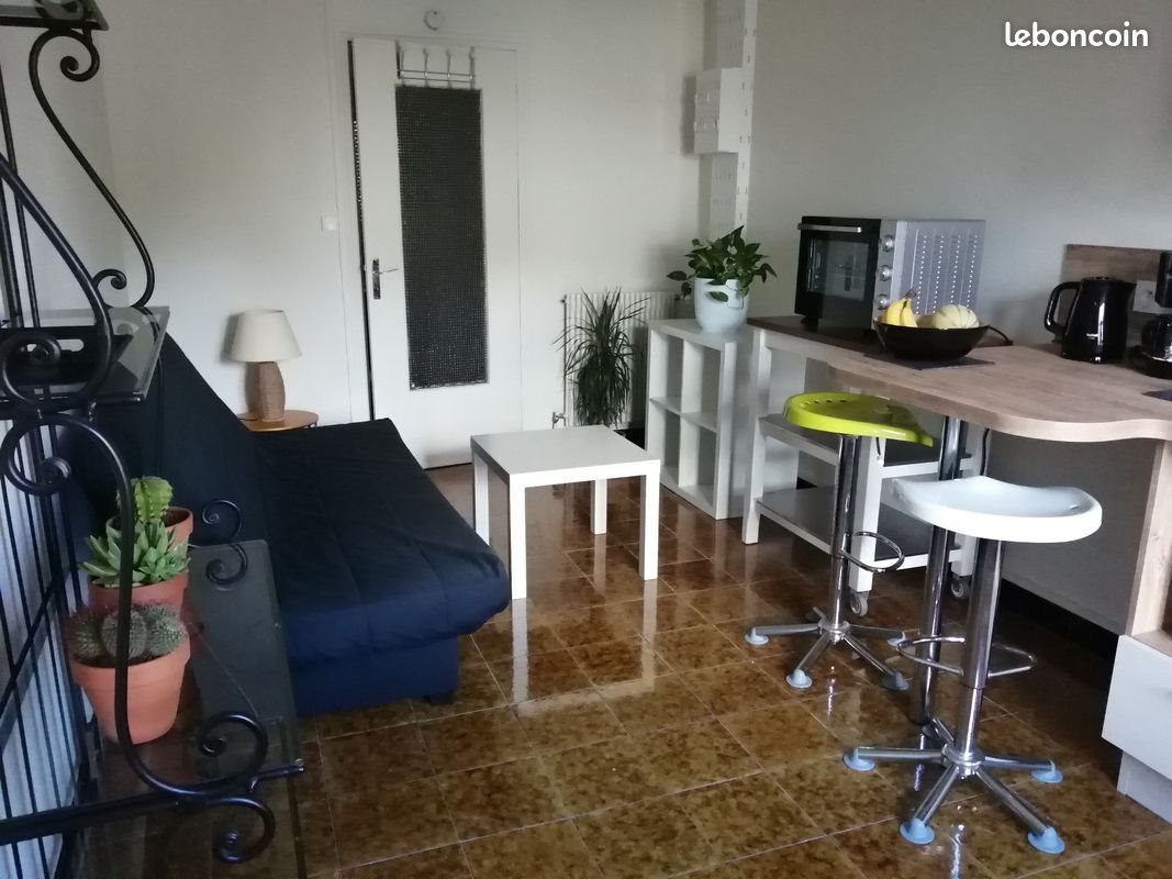 Appartement à louer, 30m², Saint-Germain-du-Puy