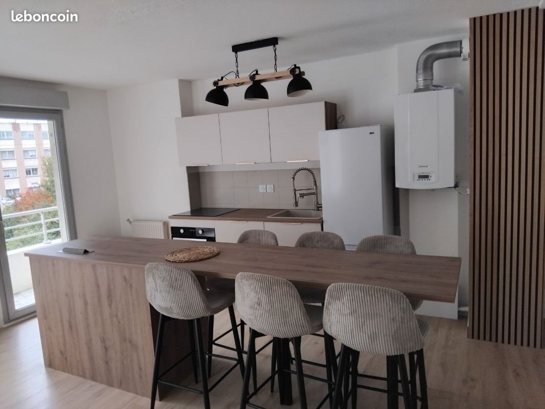 Appartement à louer, 70m², Valence