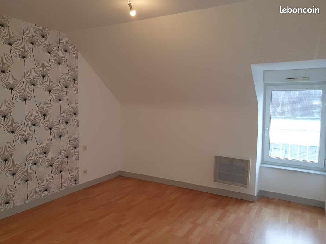 Appartement à louer, 67m², Plessala