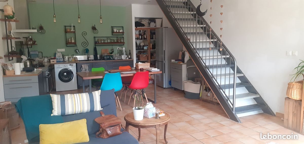 Appartement à louer, 85m², Ucel