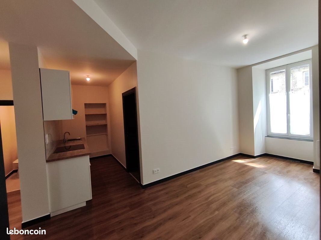 Appartement à louer, 60m², Marvejols