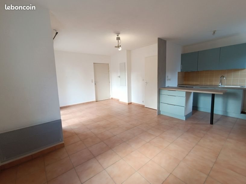Appartement à louer, 57m², Castelginest