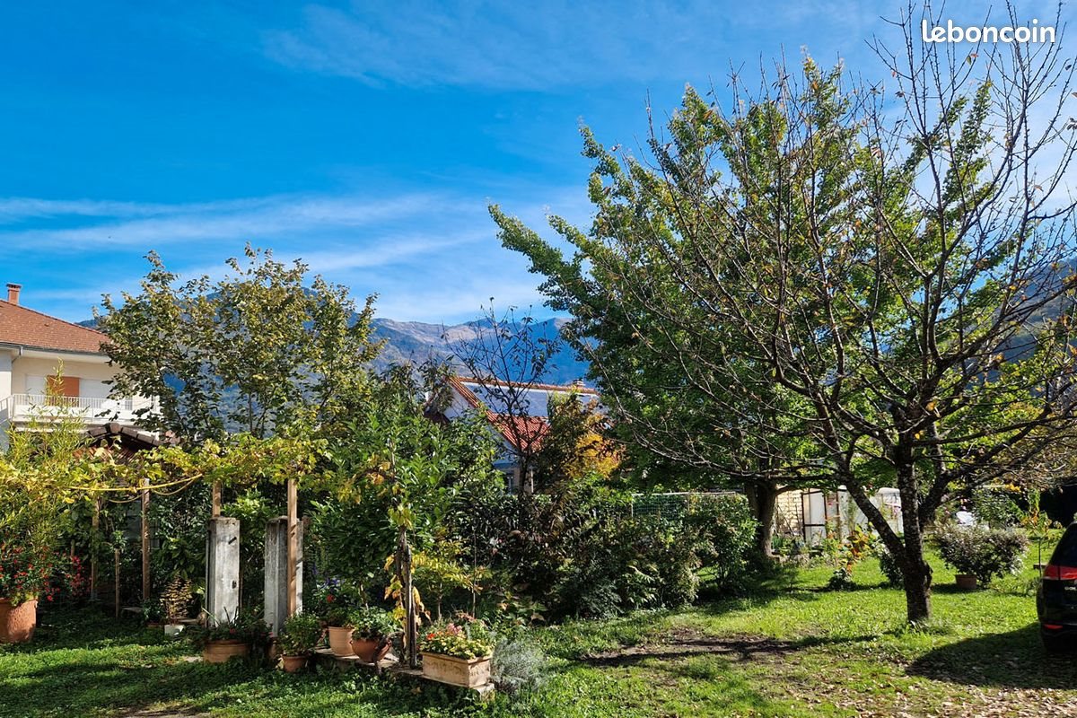 Appartement à louer, 68m², Albertville