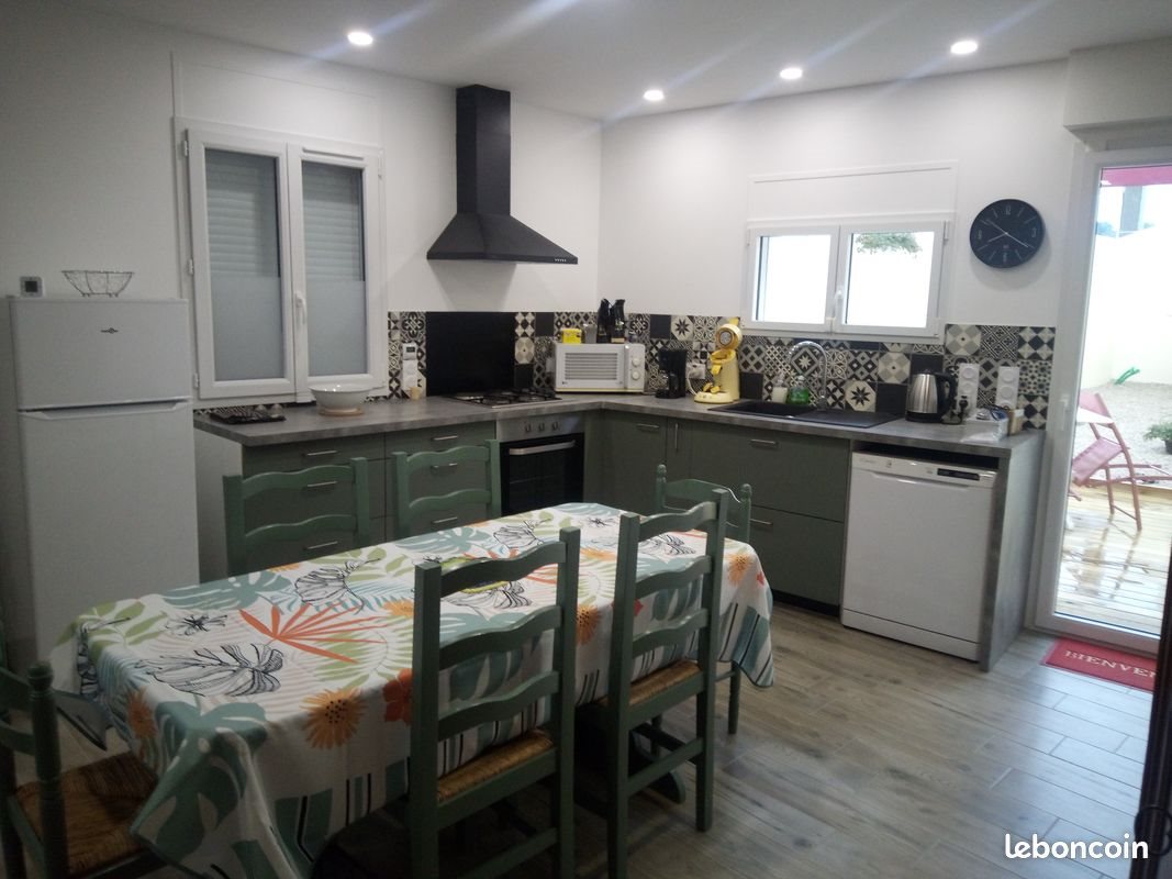 Maison à louer, 88m², Benet