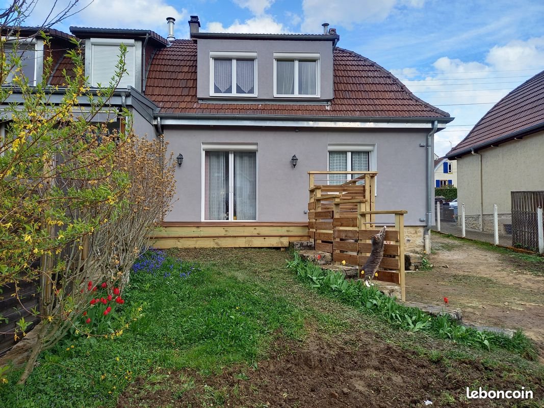 Maison à vendre, 110m², Lons-le-Saunier
