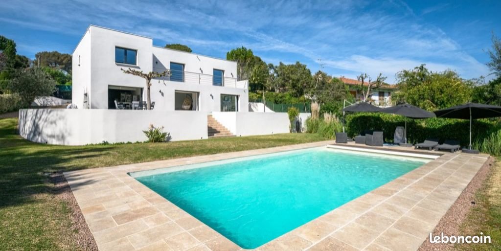 Maison à vendre, 200m², Saint-Raphaël