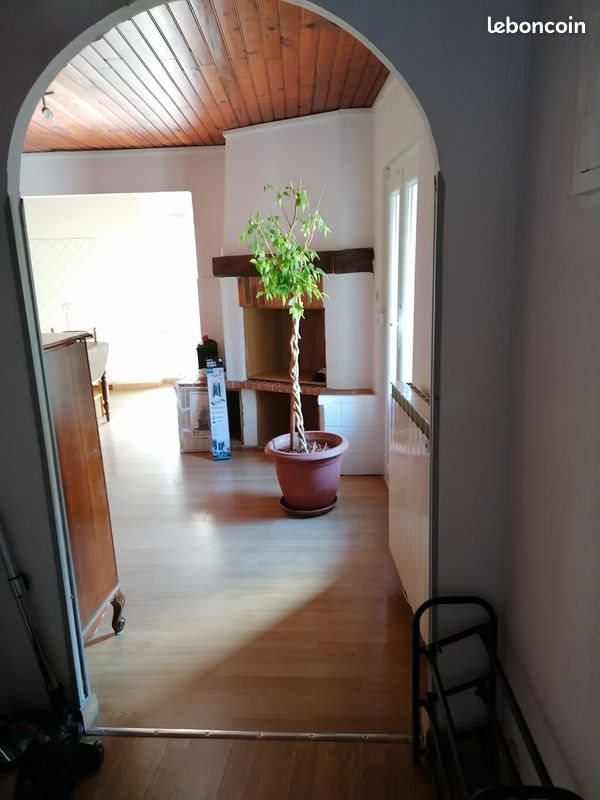 Appartement à louer, 60m², Saint-Pons-de-Thomières