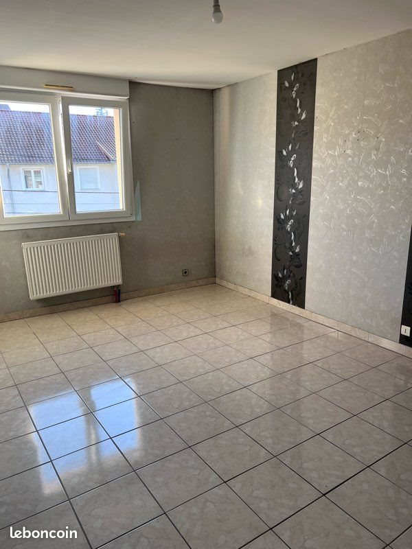 Appartement à louer, 90m², Creutzwald
