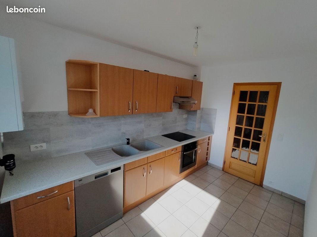 Appartement à louer, 80m², Hoste