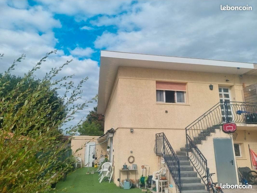 Maison à louer, 120m², Montussan