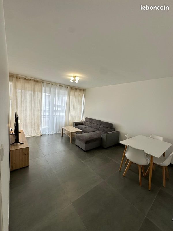 Appartement à louer, 68m², Saint-Étienne