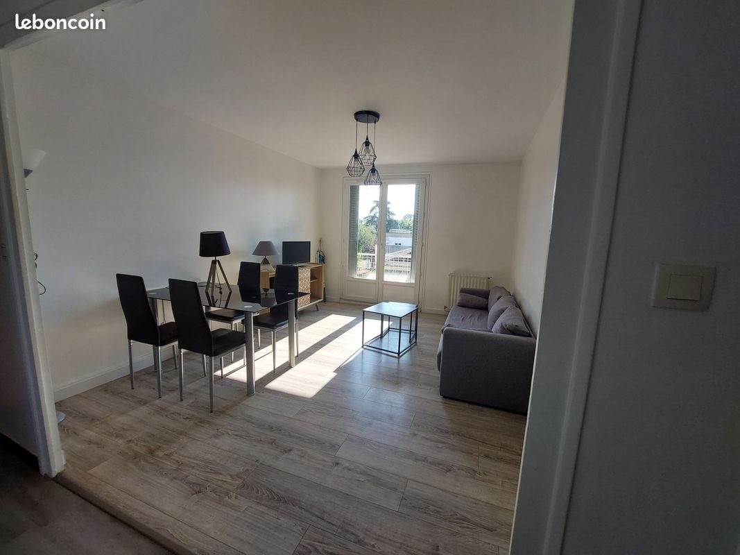 Appartement à louer, 53m², Les Abrets