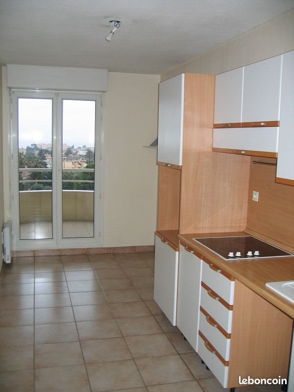 Appartement à louer, 88m², Saint-Laurent-du-Var