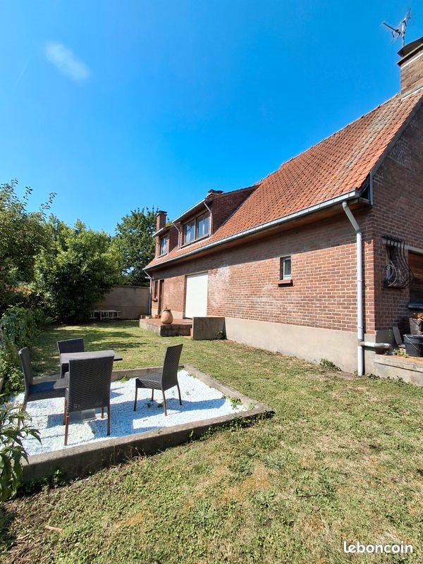 Maison à vendre, NaNm², Croix