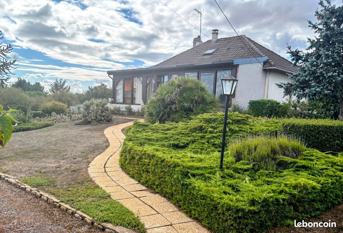 Maison à vendre, 105m², Saint-Maxire