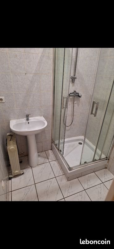 Appartement à louer, 38m², Saint-Etienne