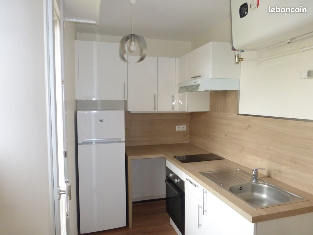 Appartement à louer, 28m², Gray