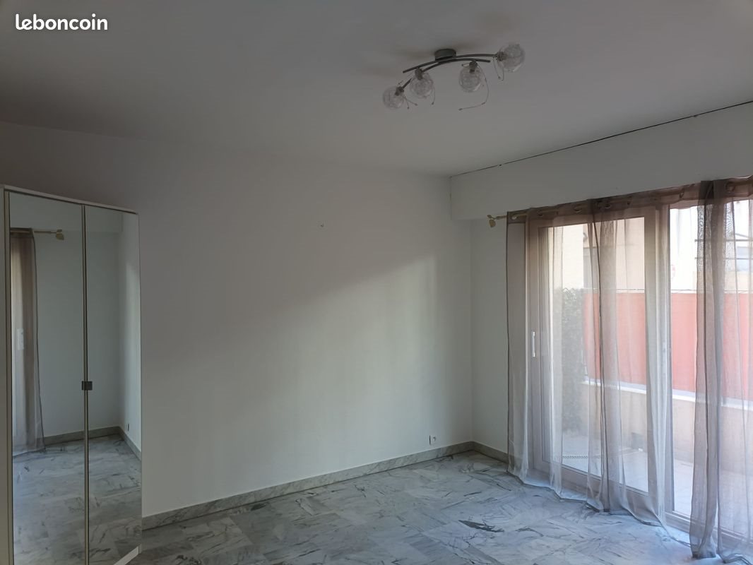 Appartement à louer, 30m², Menton