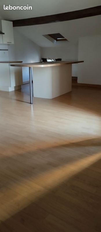 Appartement à louer, 65m², Piégut-Pluviers